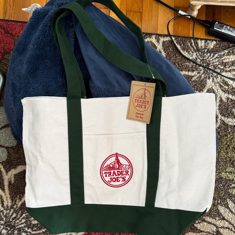 💚New💚 Green Trader Joe's Canvas Large Tote Bag
